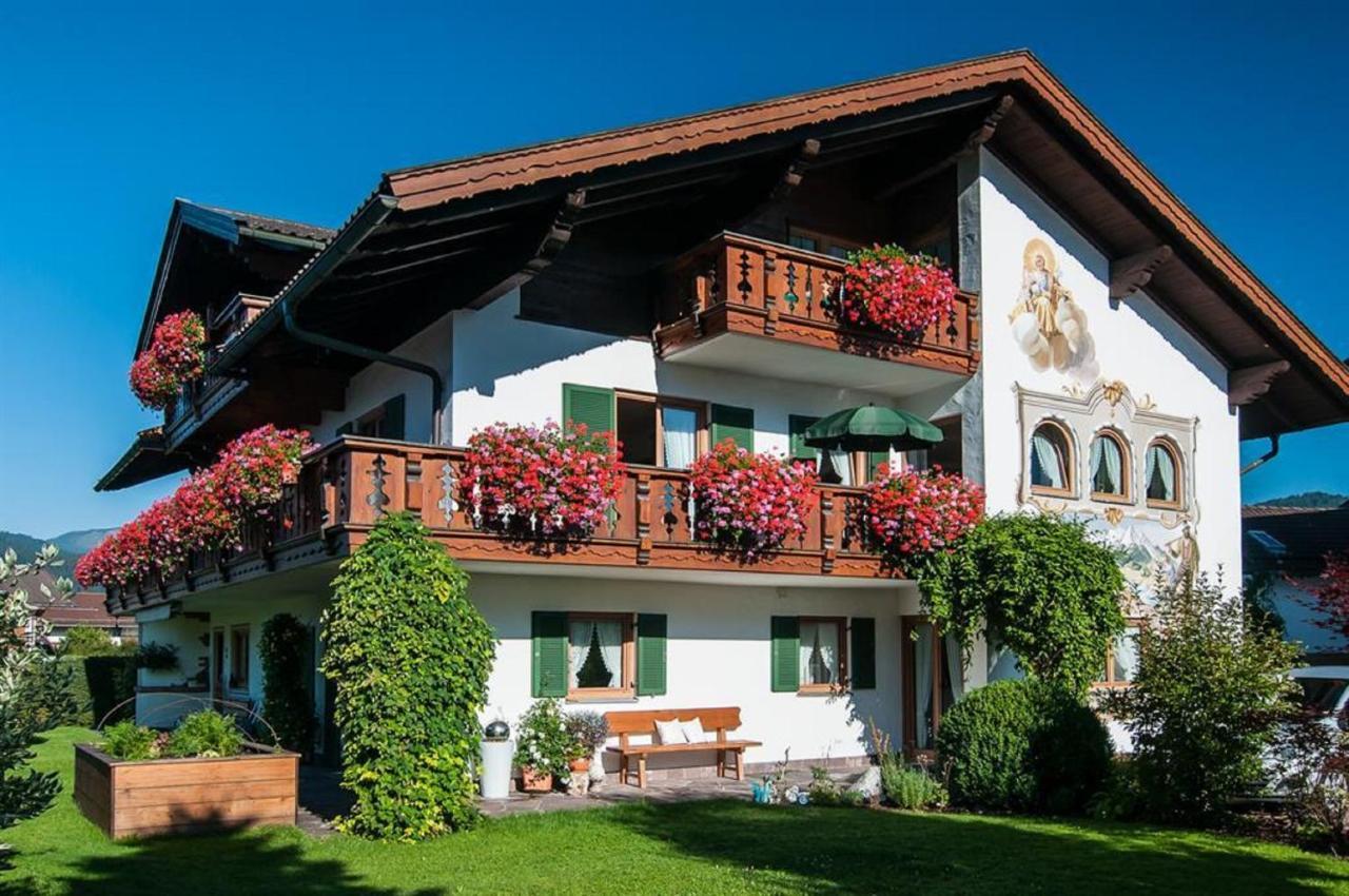 Gaestehaus Haller Krun Exterior photo